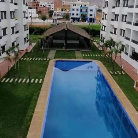 Appartement Luxueusement Meuble Avec Piscine Oued Laou Extérieur photo